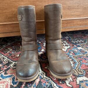 UGG Australia Kensington Boots - Brown Leather Moto‎ Style - Women’s 8